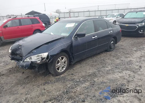 2007 Honda Accord 2.4 Ex из США, поврежденный, VIN 1HGCM56717A209028